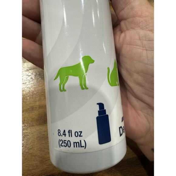 Dechra Atopivet Mousse 250 ml 8.4oz Supports Healthy Skin Barrier in Dogs & Cats - Picture 4 of 5